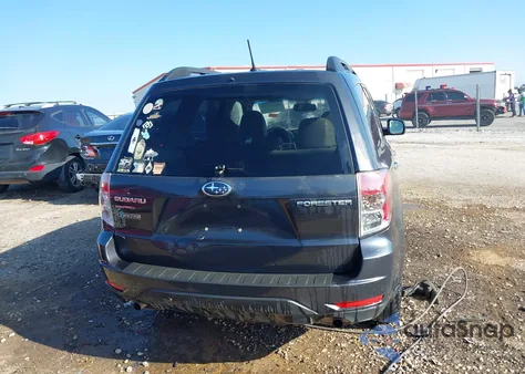 2012 Subaru Forester 2.5X Premium из США, поврежденный, VIN JF2SHBCC2CH442451